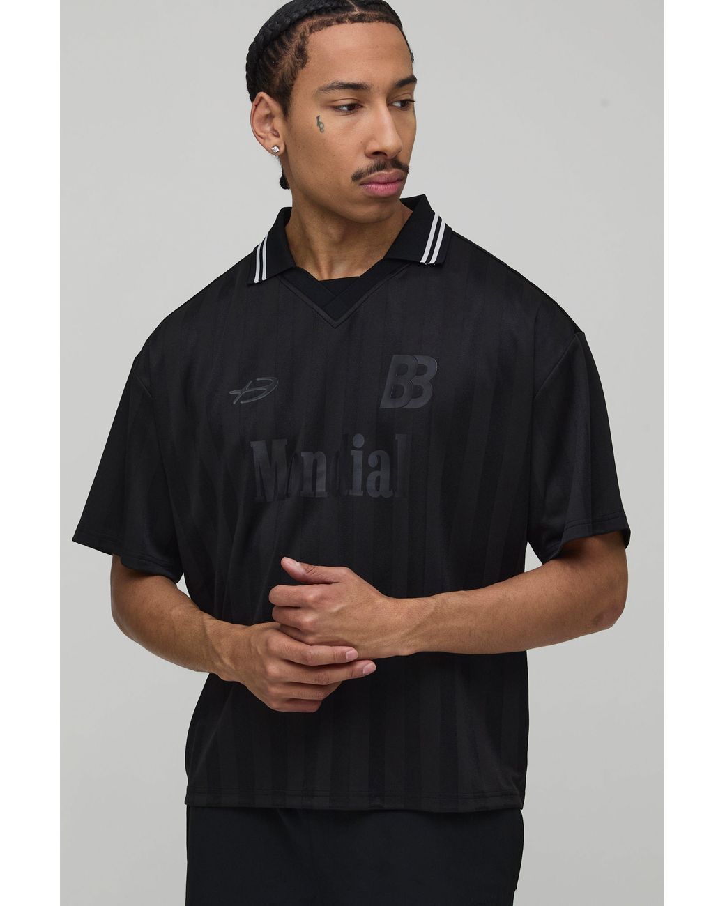 BoohooMAN Black Oversized Boxy Varsity Stripe Mesh V Neck Sport T-Shirt for men