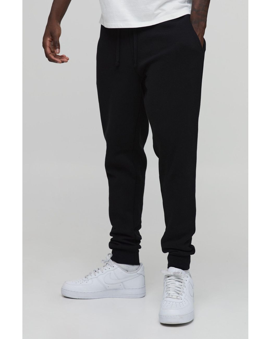 BoohooMAN Black Skinny Fit Essential Jogger for men