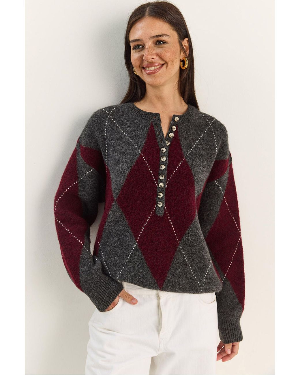 Bianco Lucci Red Knit Crew Neck Sweater With Button Closure