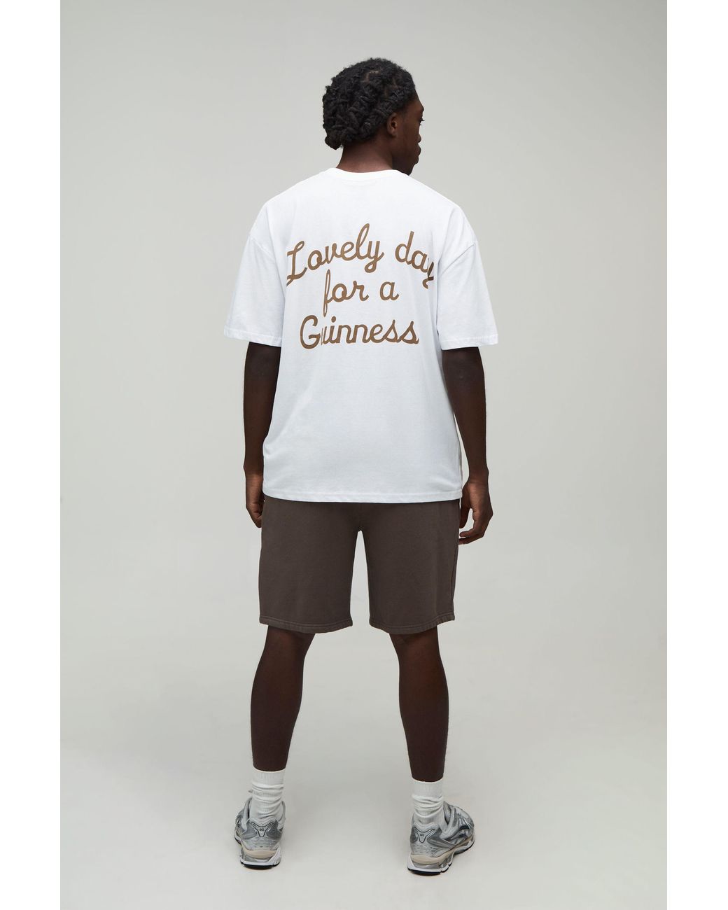 BoohooMAN Gray Oversized Guiness License Print T-Shirt for men