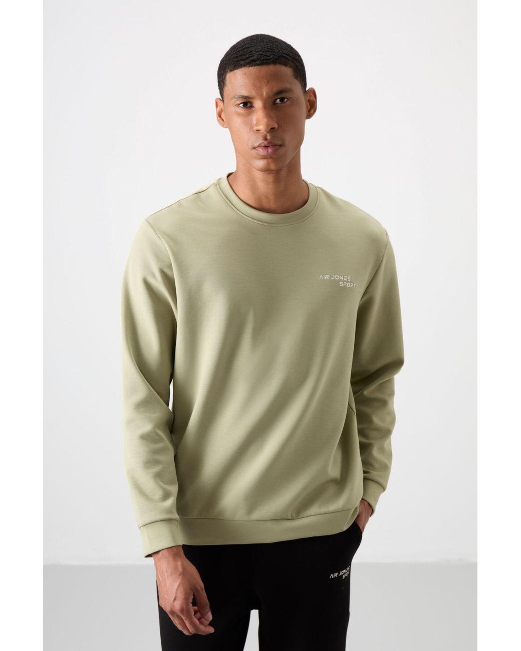 TOMMY LIFE Black Long-Sleeve Sweatshirt And Pants Set for men