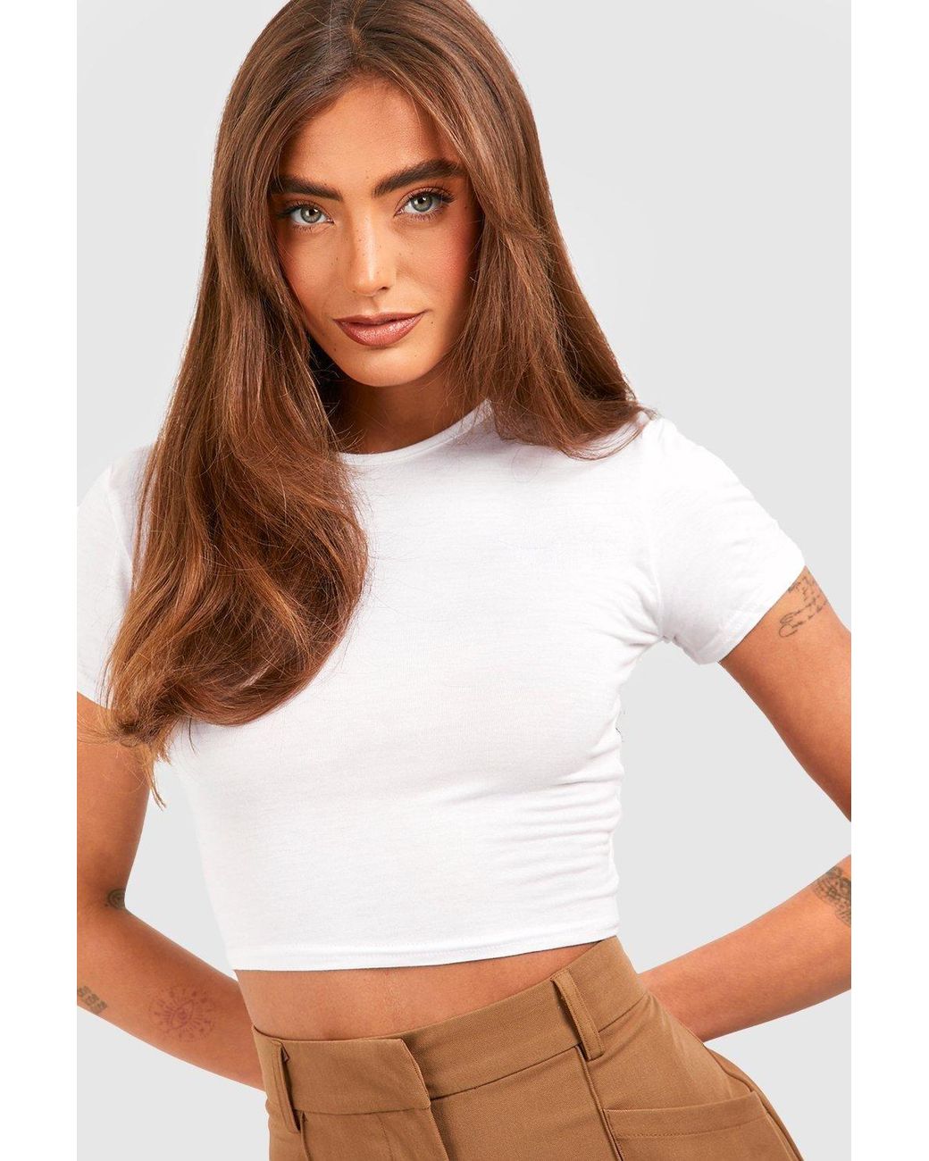 Boohoo White Basic Short Sleeve Crew Neck Crop Top