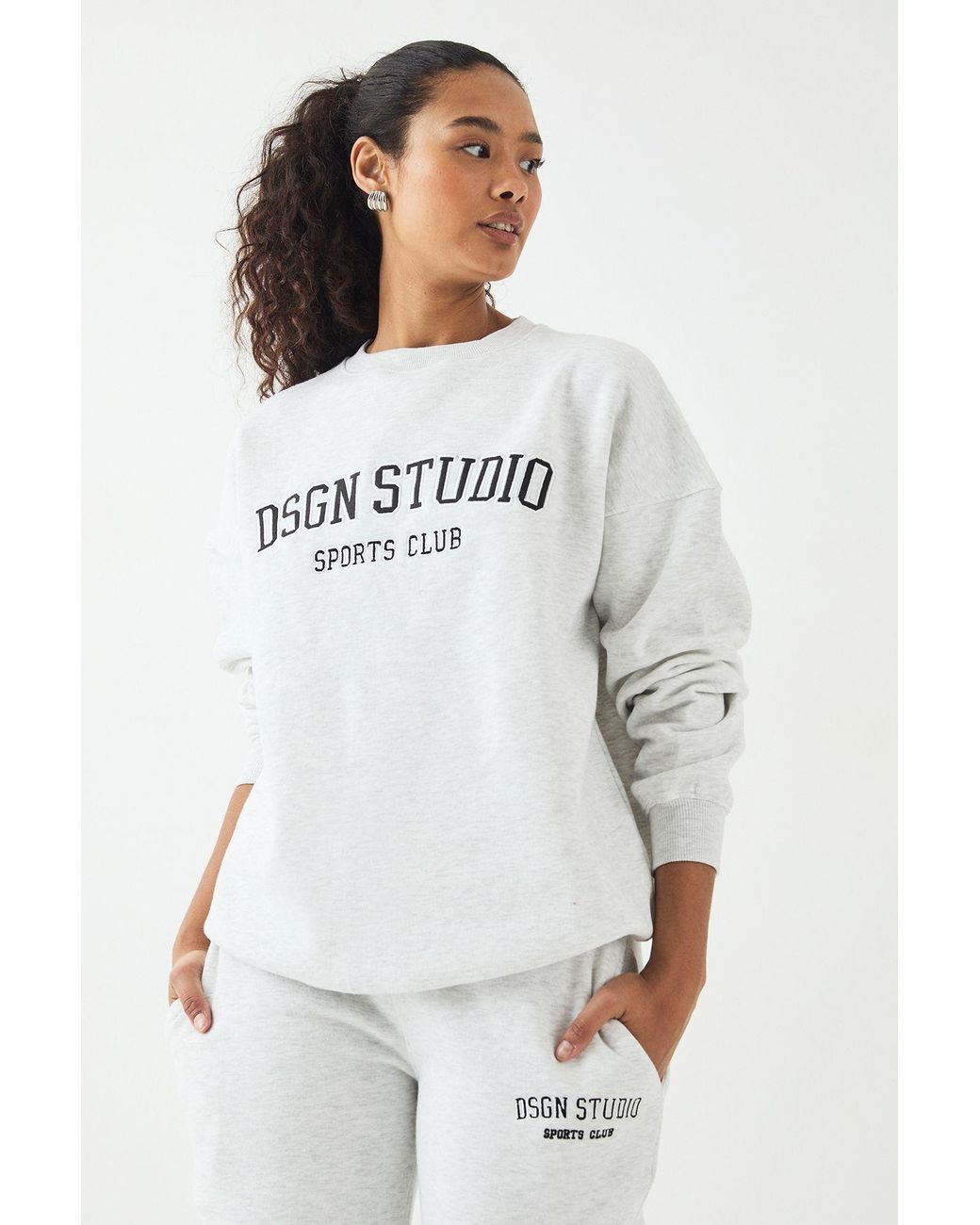 DSGN Studio White Applique Oversized Sweatshirt