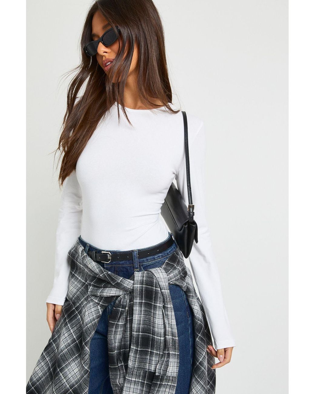 Boohoo White Basic Long Sleeve Crew Neck Bodysuit