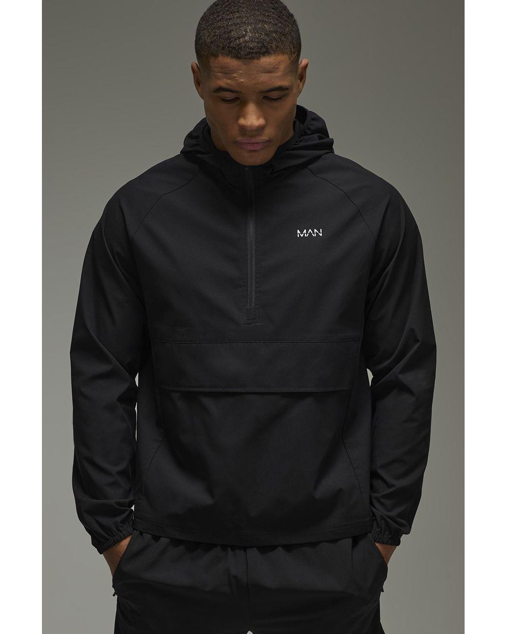 BoohooMAN Black Active 1/4 Zip Windbreaker for men