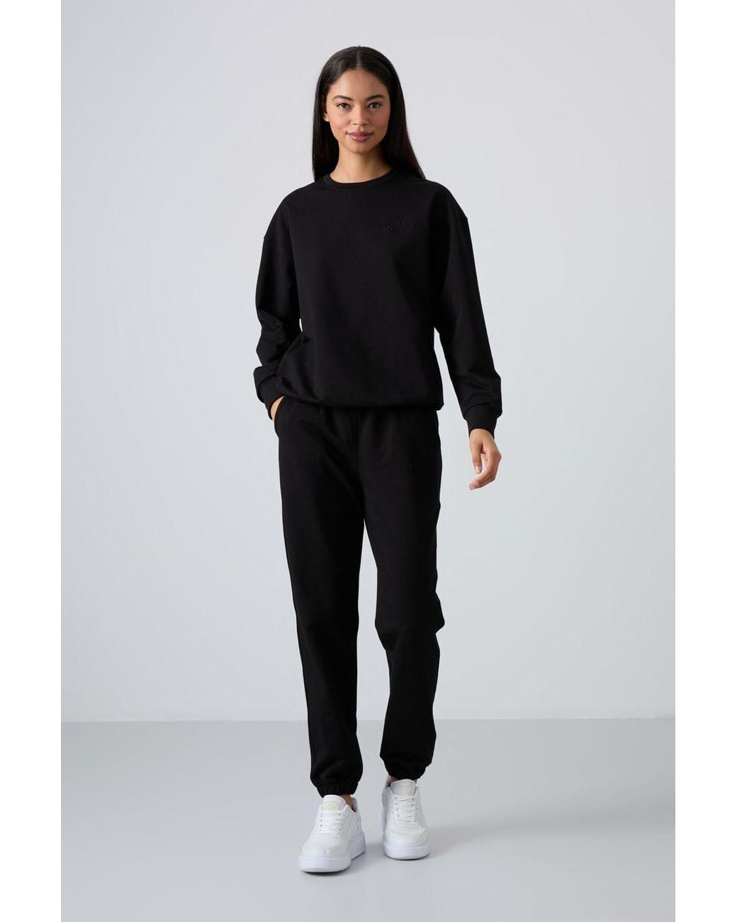 TOMMY LIFE Black Oversized Sweatshirt And Elastic Hem Pants Set