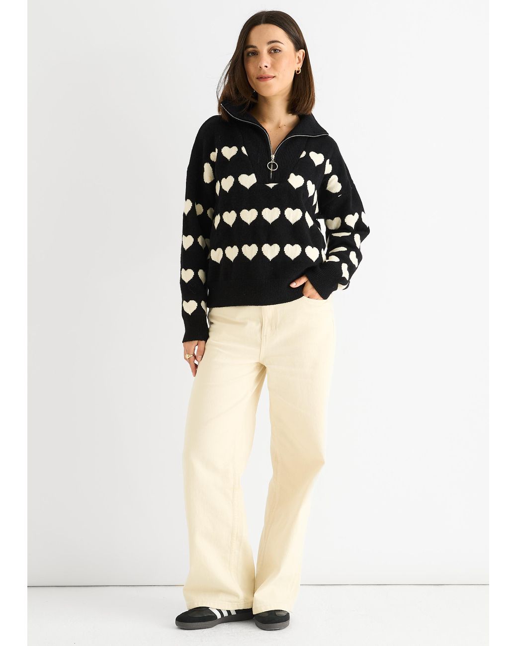 Gini London Black Heart Zip Up Loose Fit Knit Jumper