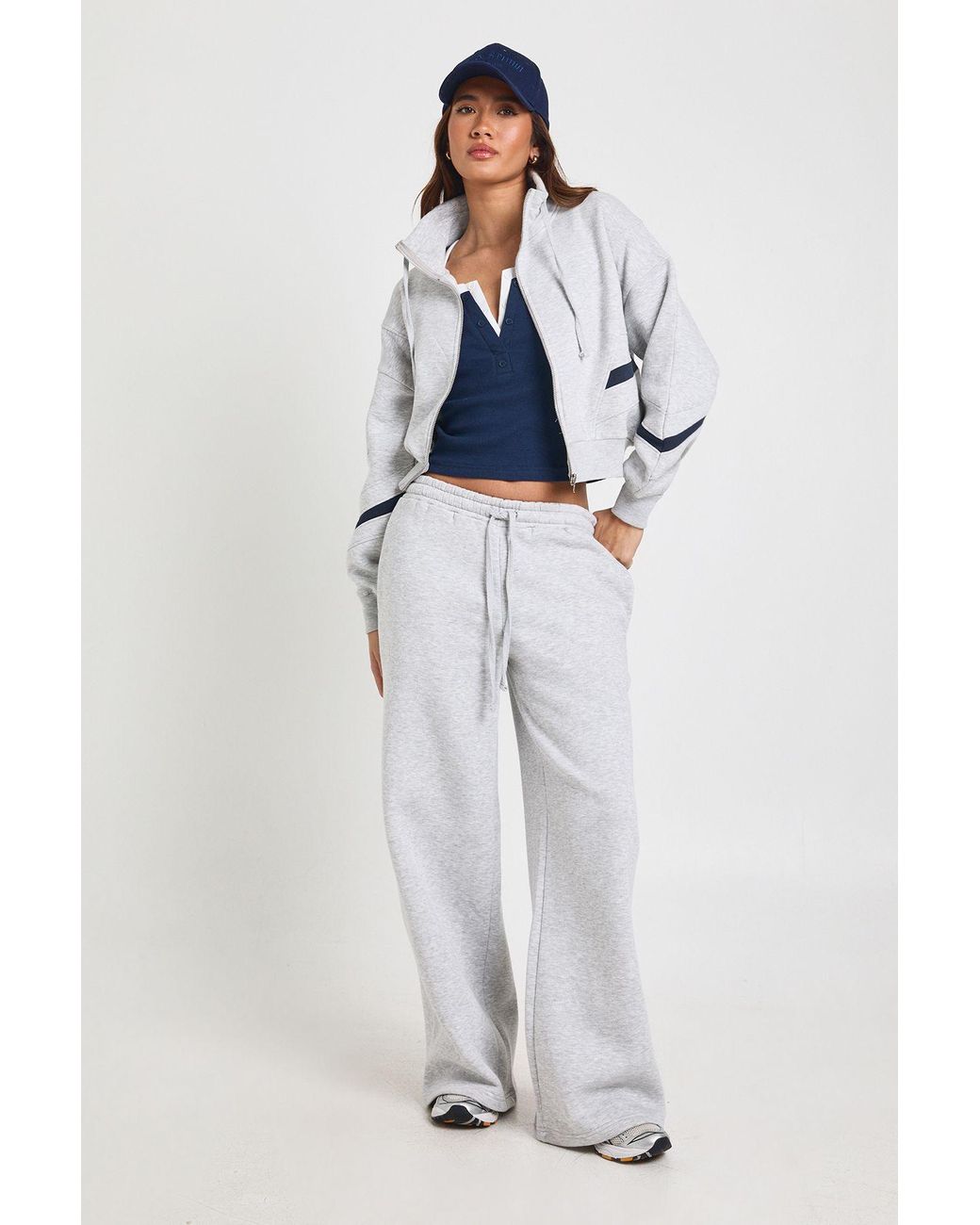 Boohoo White Funnel Neck Contrast Panel Sweatshirt Tracksuit