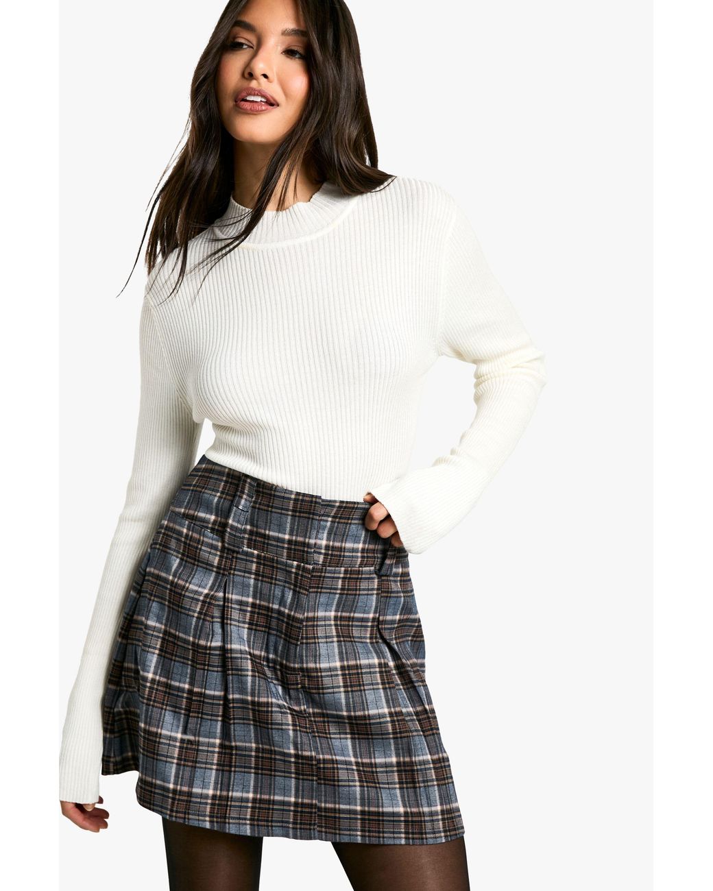 Boohoo White Check Print Pleated Mini Skirt