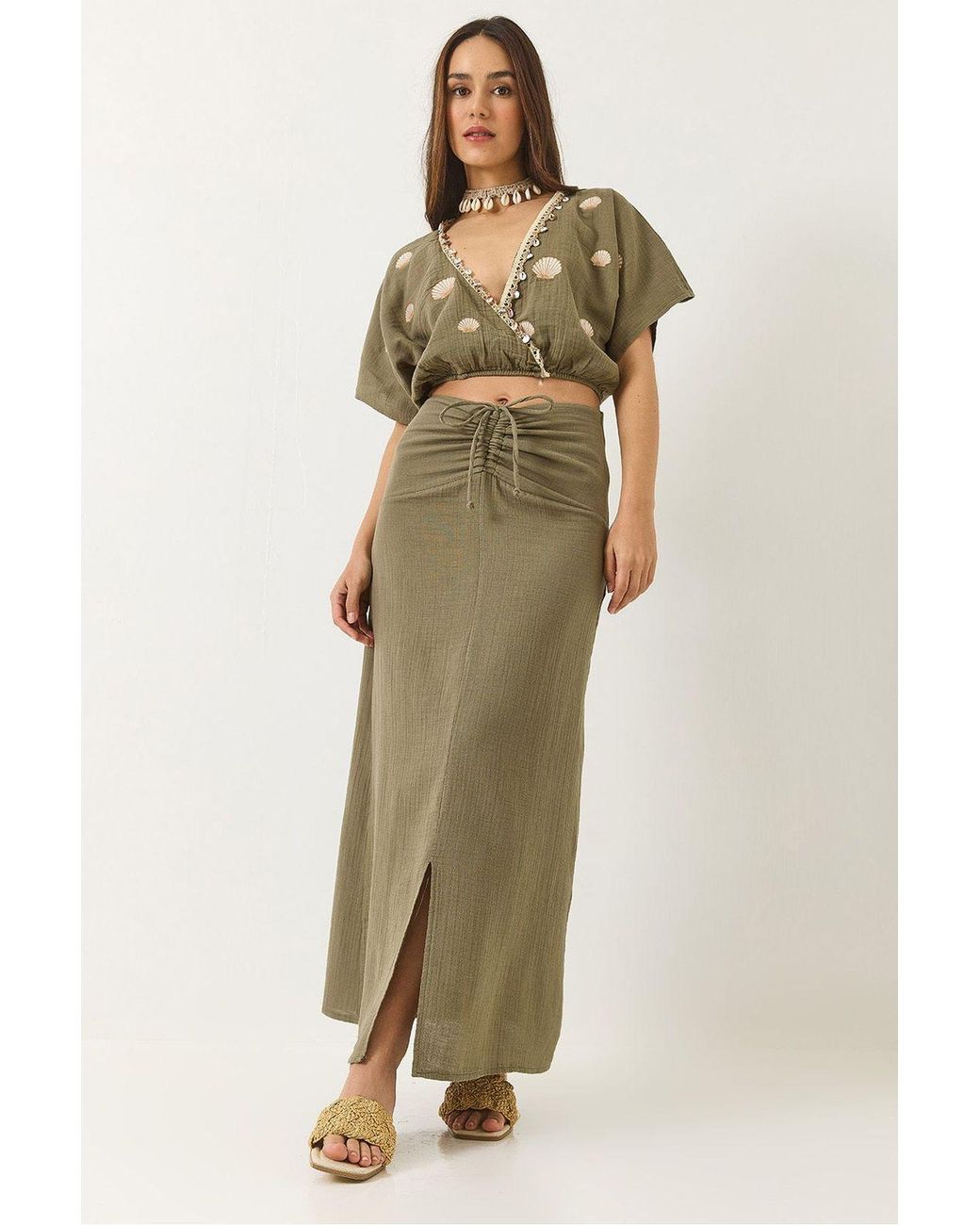 Bianco Lucci Natural Embroidered V-Neck Two-Piece Co-Ord Set