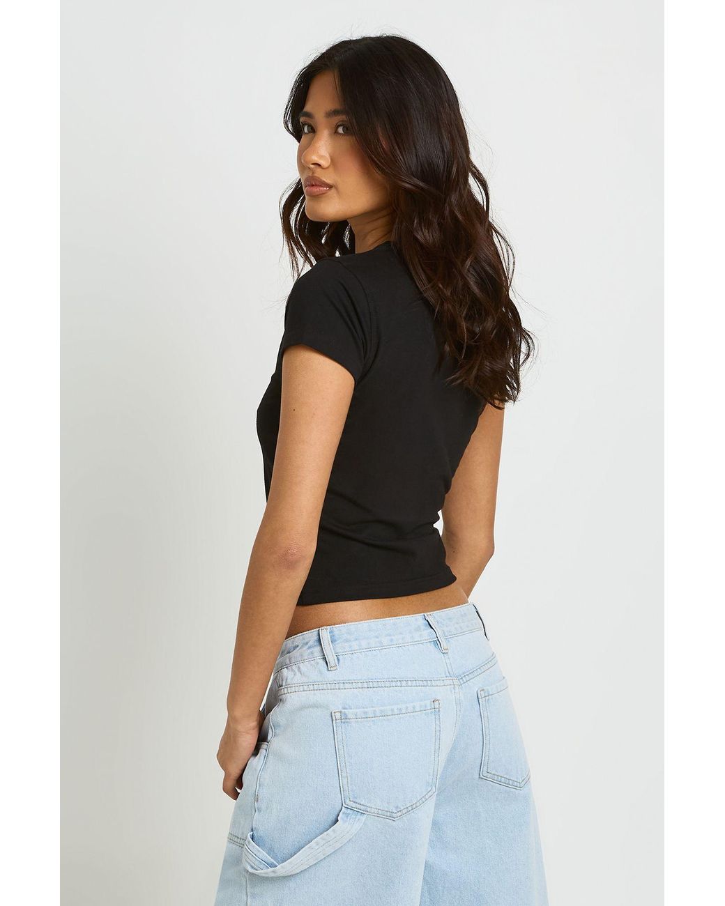 Boohoo Black High V Neck Fitted T-Shirt