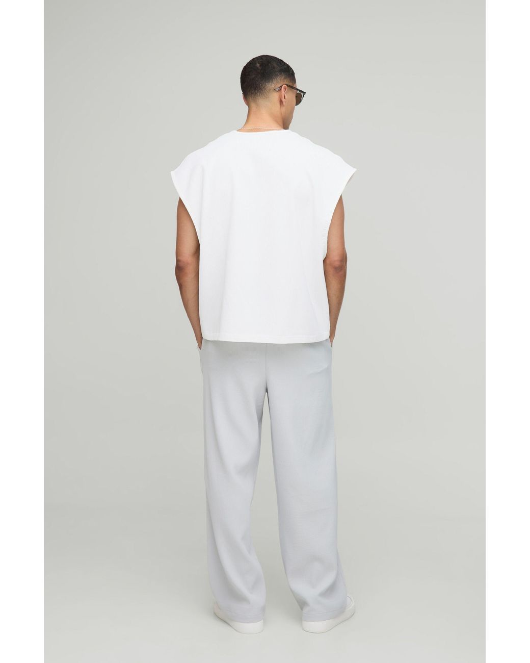 BoohooMAN White Oversized Boxy Pleated Cap Sleeve Tank for men