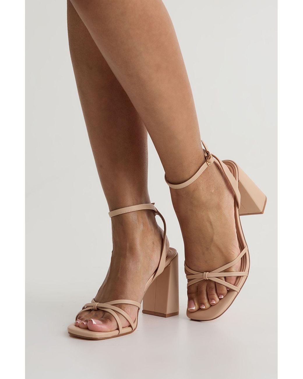 Boohoo White Knot Detail Block Heel Sandals