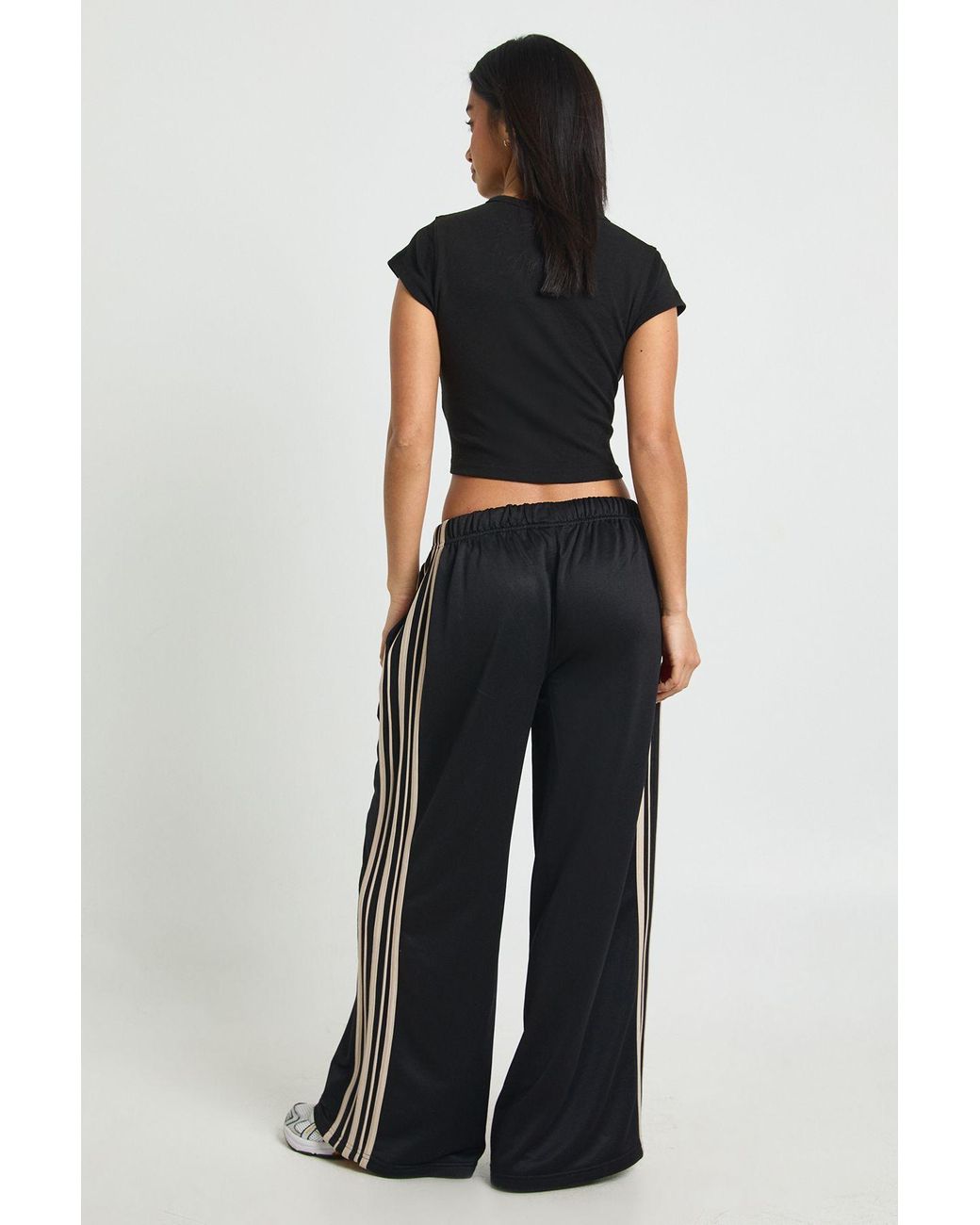 Boohoo Black Petite Side Stripe Adjustable Cuff Wide Leg Jogger
