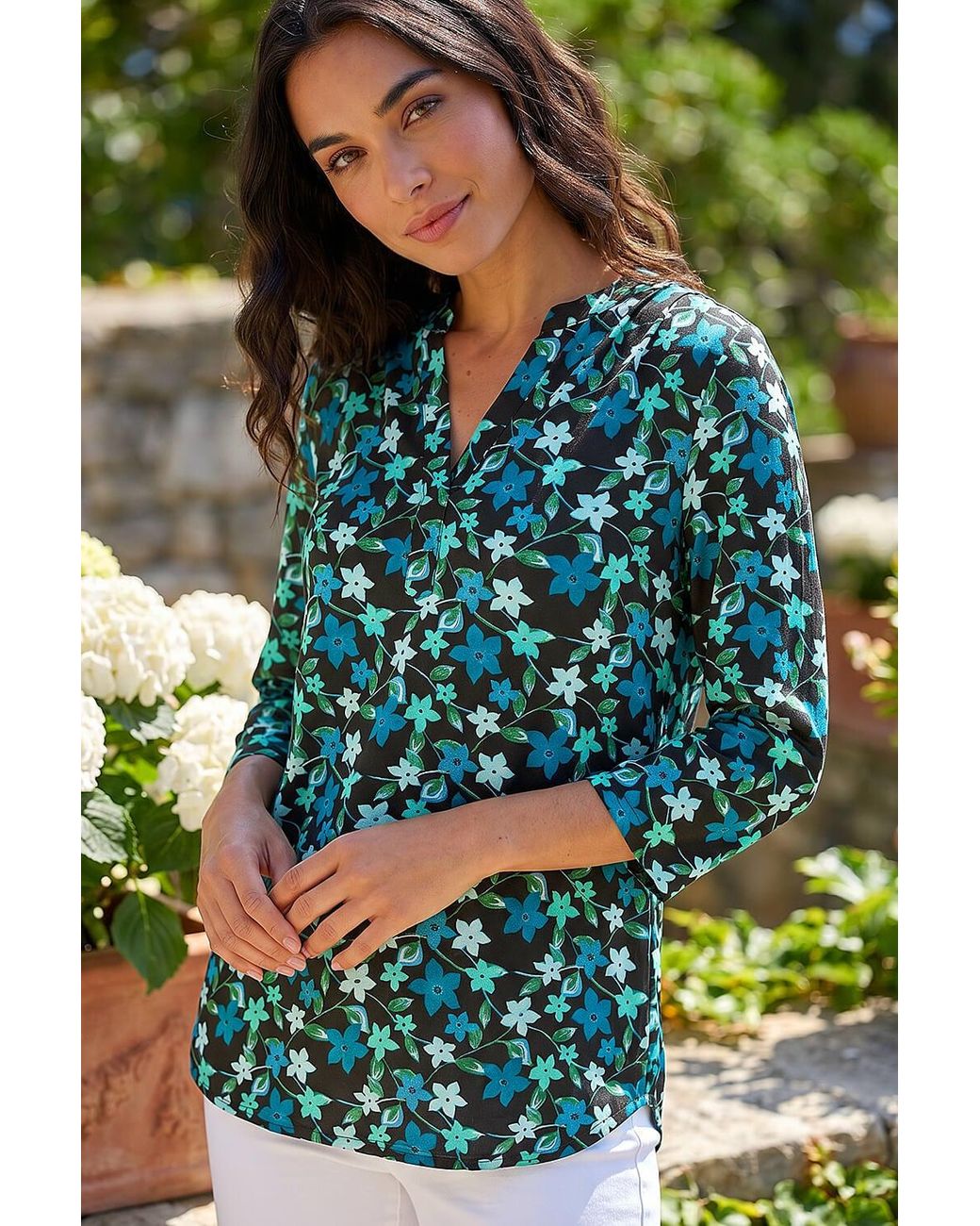 Roman Blue Abstract V-Neck Stretch Top