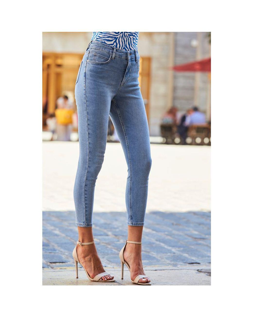 Sosandar Blue Light Wash Cropped Perfect Skinny Jeans