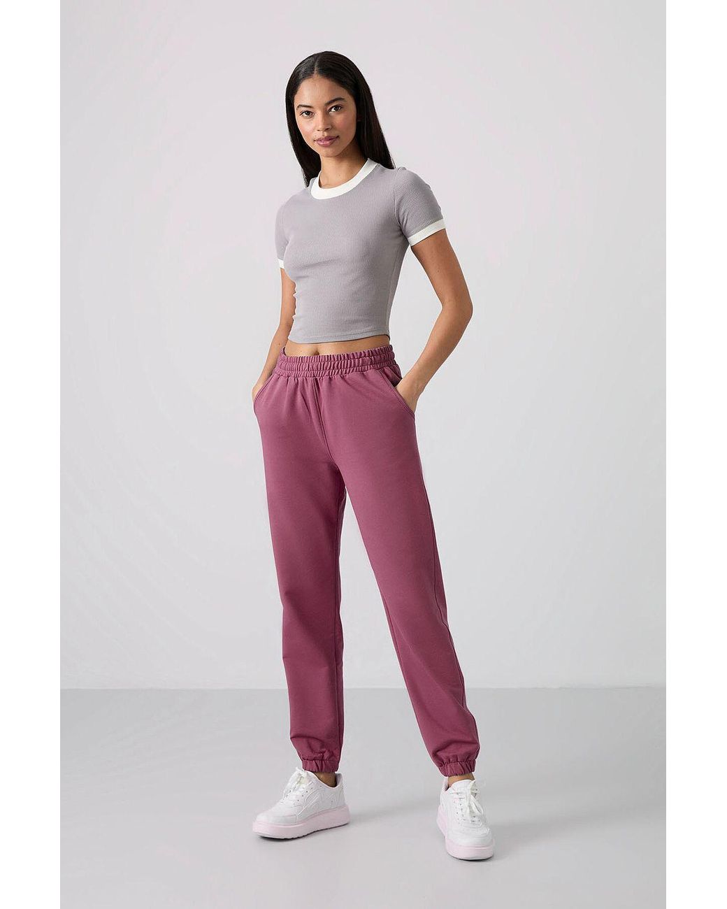 TOMMY LIFE Red High-Waist Relaxed Fleece Joggers