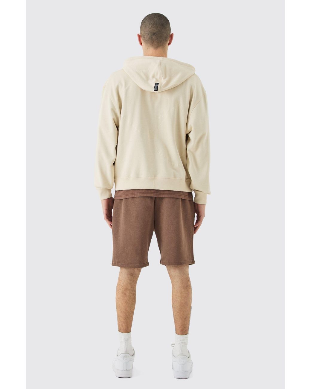 BoohooMAN Natural Relaxed Fit Official Puff Print Short for men