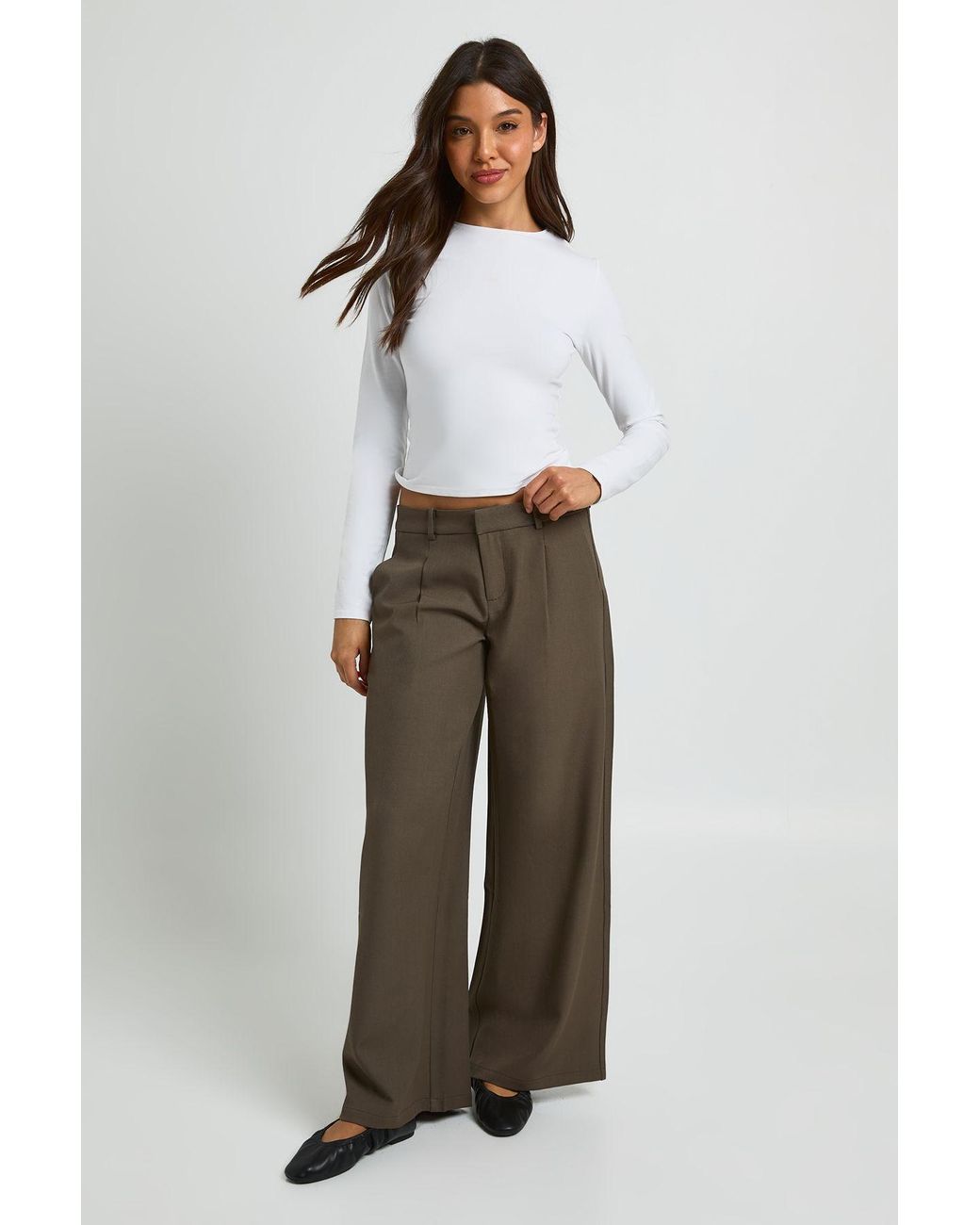 Boohoo Green Pleat Front Wide Leg Tailored Trousers