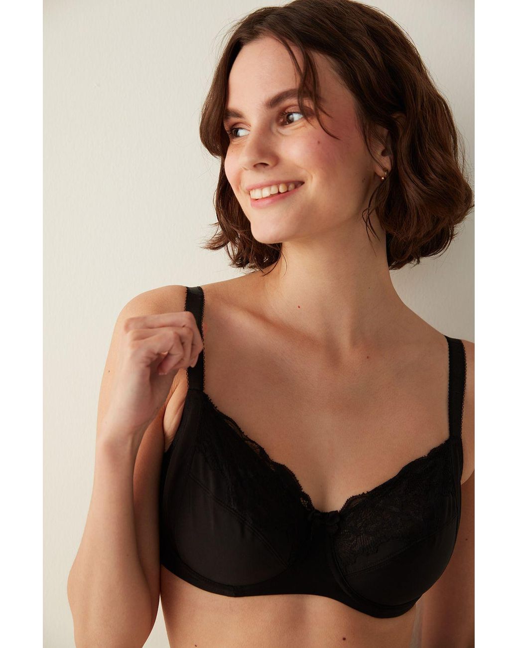 Penti Black Solid Underwired Bra