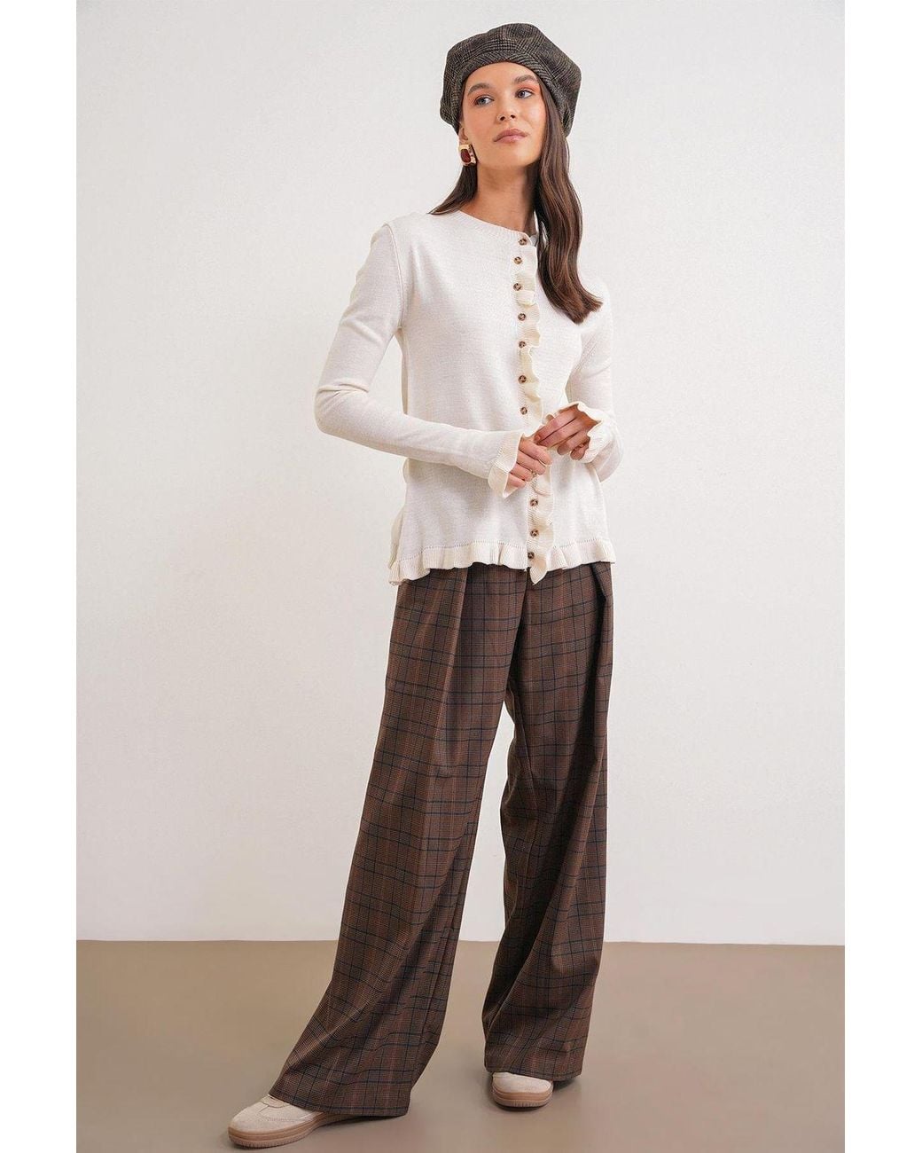 MixRay Natural Frilly Ribbed Knit Cardigan