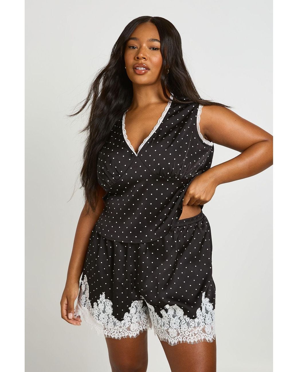 Boohoo Black Plus Polka Dot Contrast Lace Short