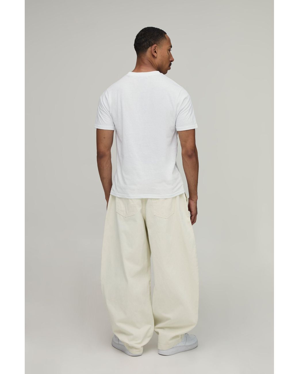 BoohooMAN Natural Elasticated Waist Balloon Fit Double Leg Pleat Detail Twill Trousers for men