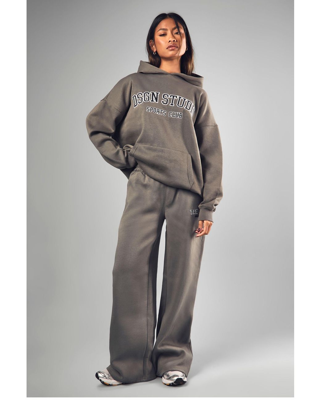 Boohoo Gray Dsgn Studio Applique Straight Leg Jogger