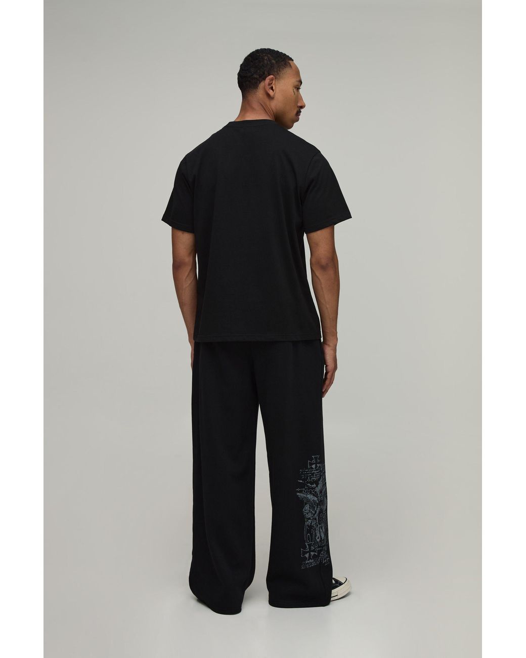 BoohooMAN Black Wide Leg Renaissance Print Jogger for men