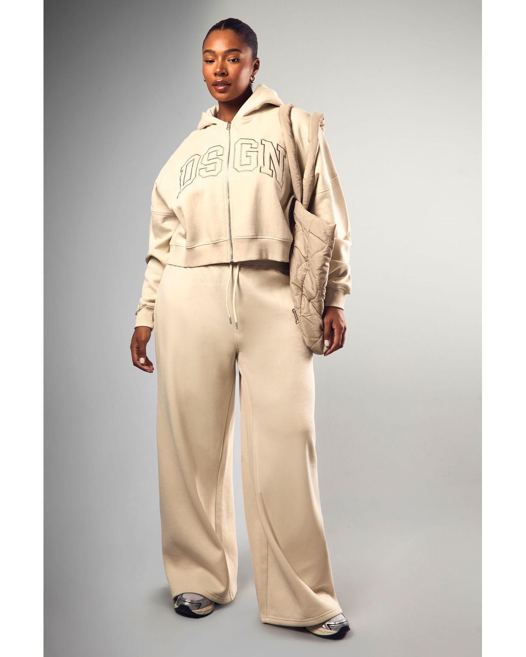 Boohoo Natural Plus Dsgn Studio Applique Jogger