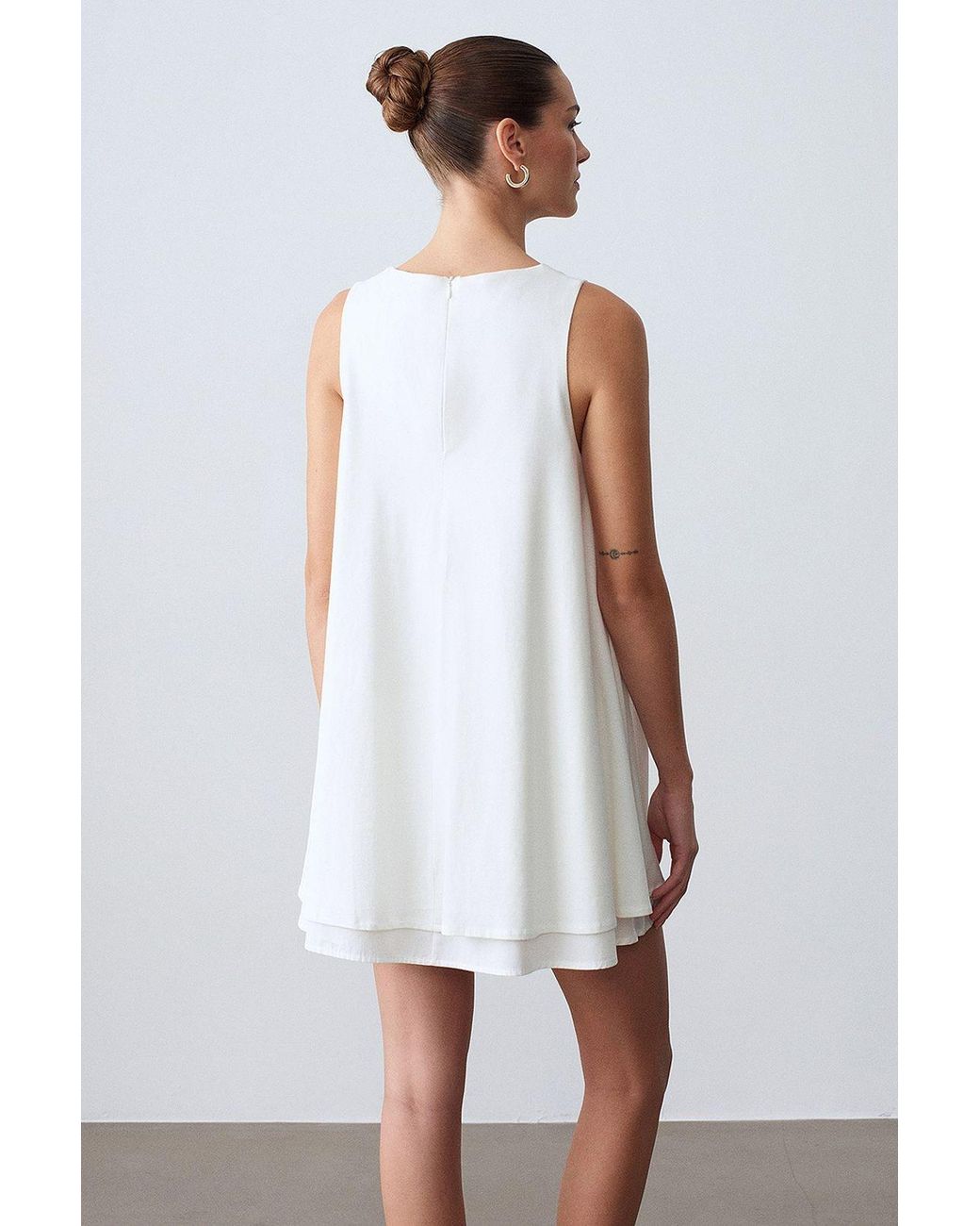 Dilvin White Cotton Poplin Sleeveless Mini Shift Dress