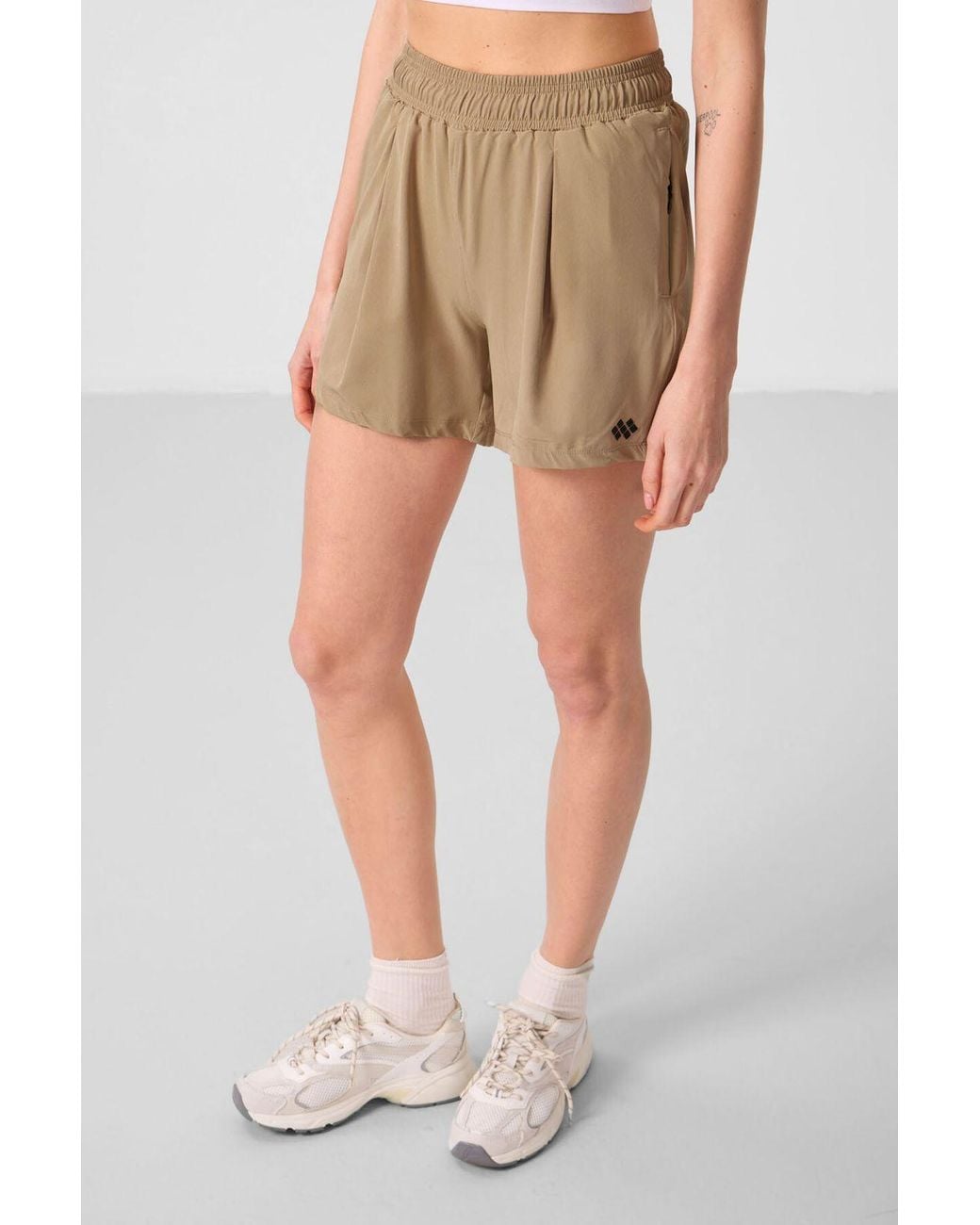 TOMMY LIFE Natural High-Waist Knit Shorts