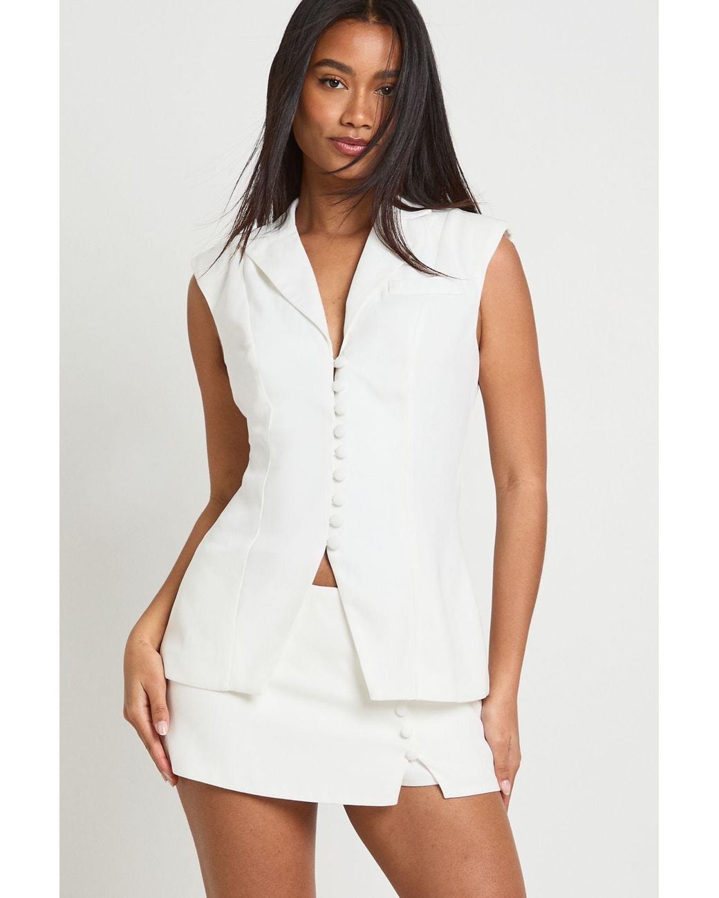 Boohoo White Button Detail Tailored Mini Skort