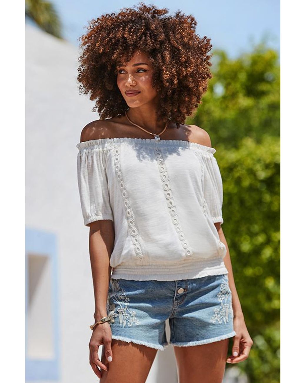 Sosandar Blue Light Wash Embroidered Floral Raw Edge Denim Shorts