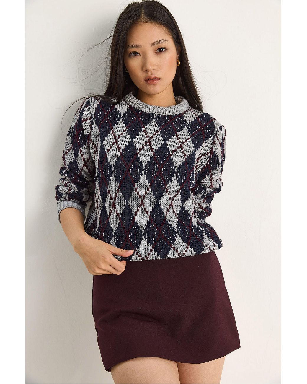 Bianco Lucci Black Crew Neck Knitted Sweater With Diamond Pattern