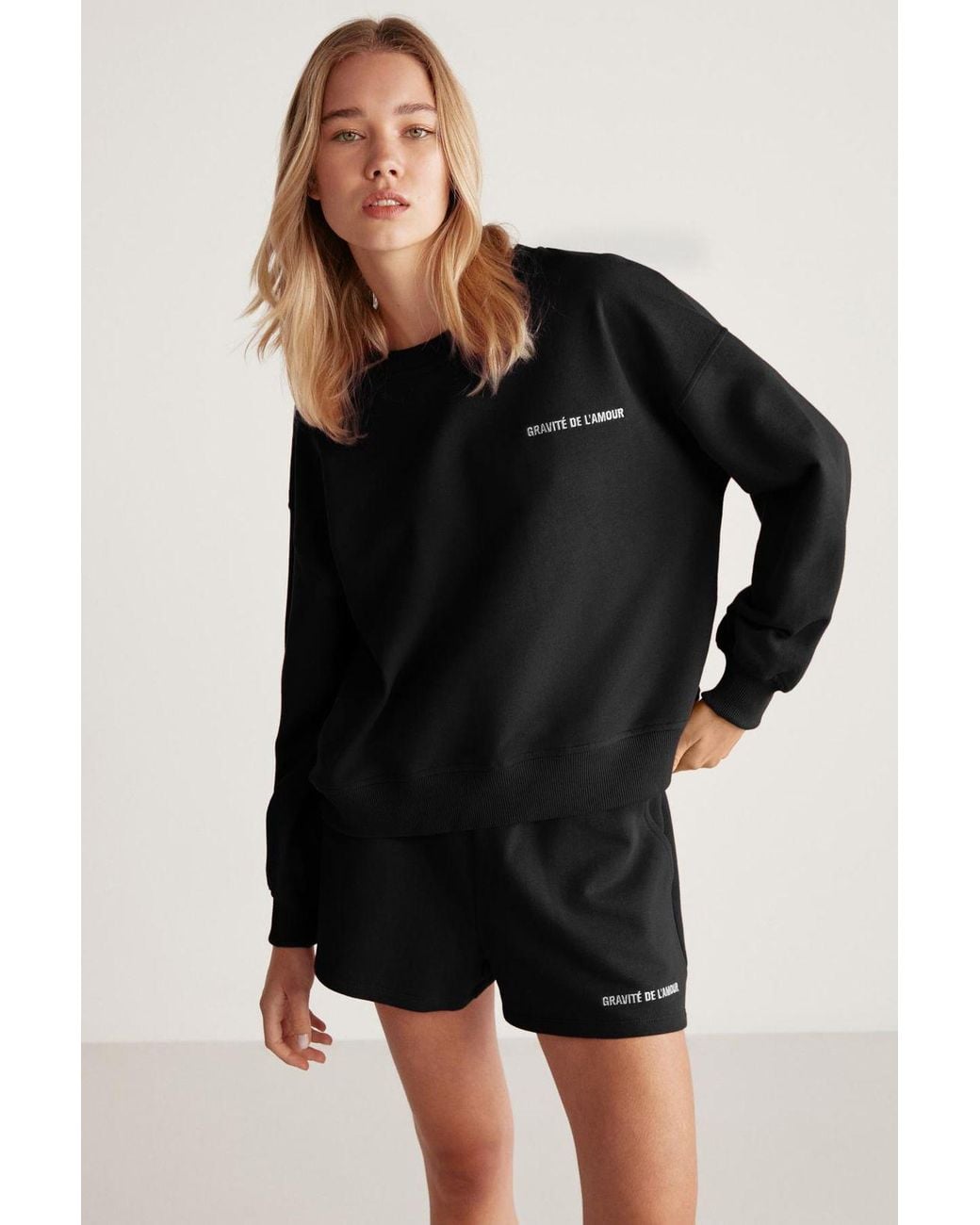 Grimelange Black Oversized Crew Neck Sweatshirt