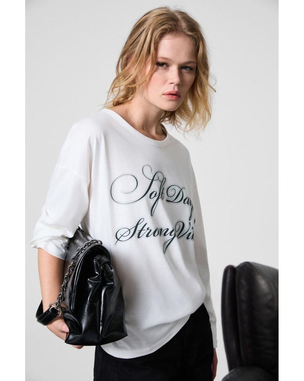 Grimelange White Classic Crew Neck T-Shirt