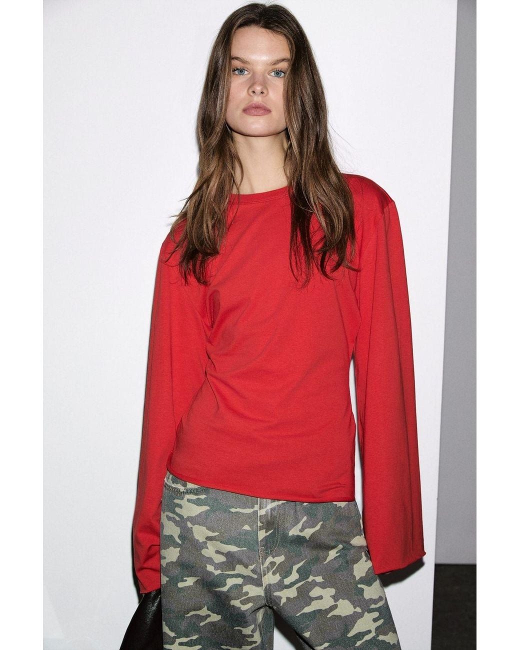 Grimelange Red Fitted Crew Neck T-Shirt