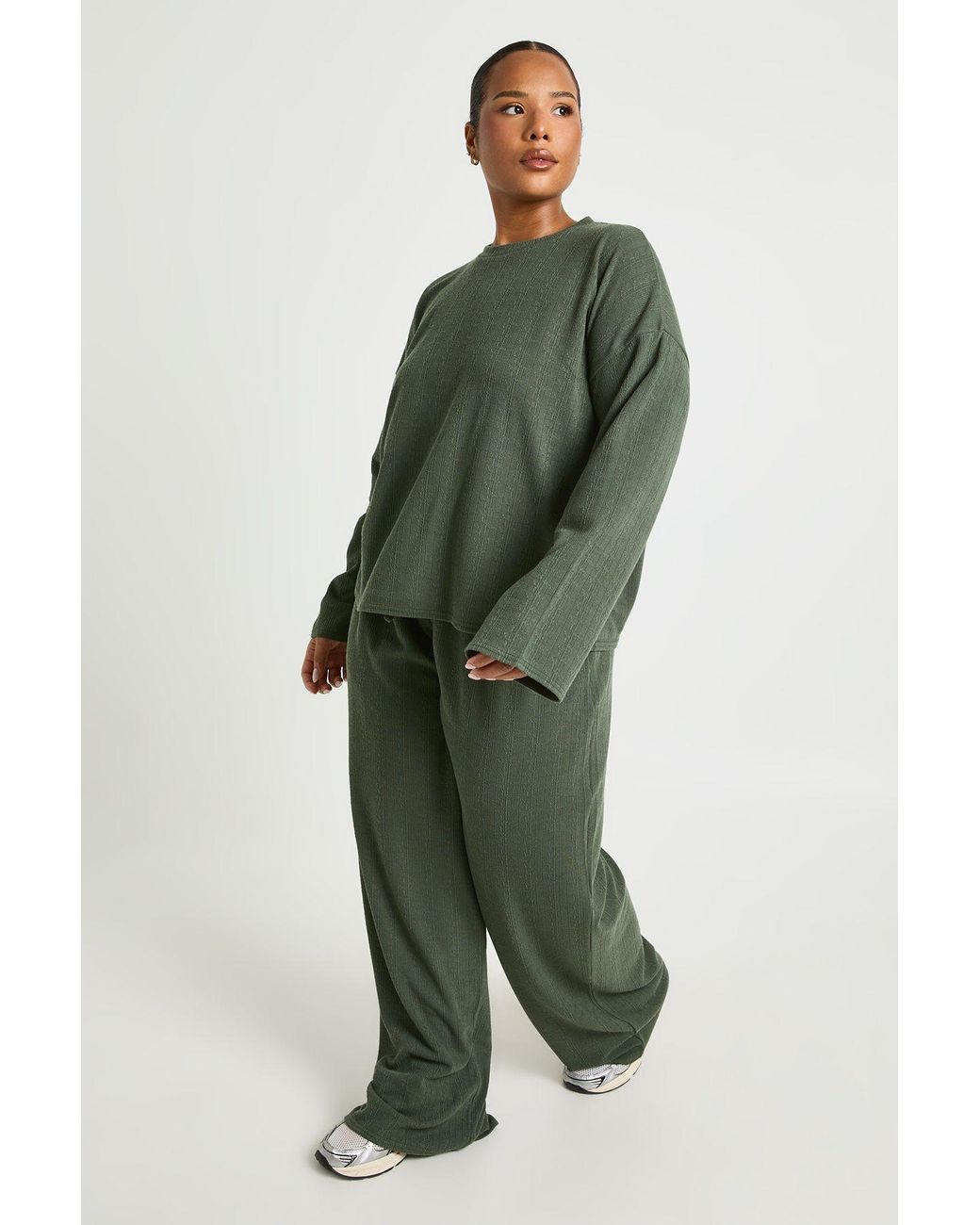 Boohoo Green Plus Long Sleeve T-Shirt & Wide Leg Trouser Co Ord