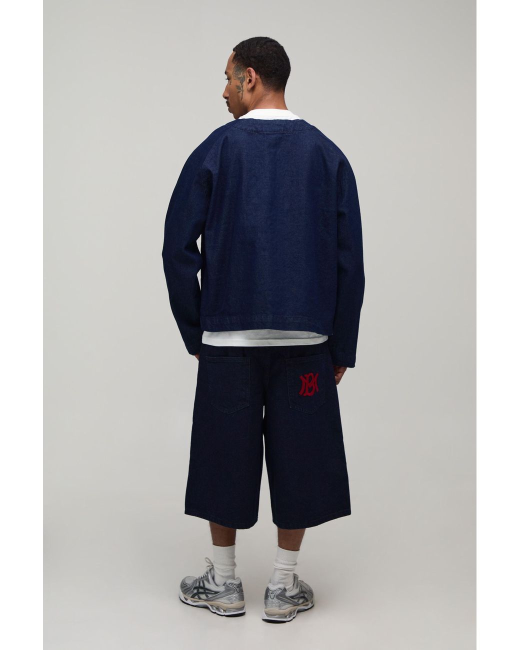 BoohooMAN Blue Varsity Embroidered Longline Denim Jorts for men
