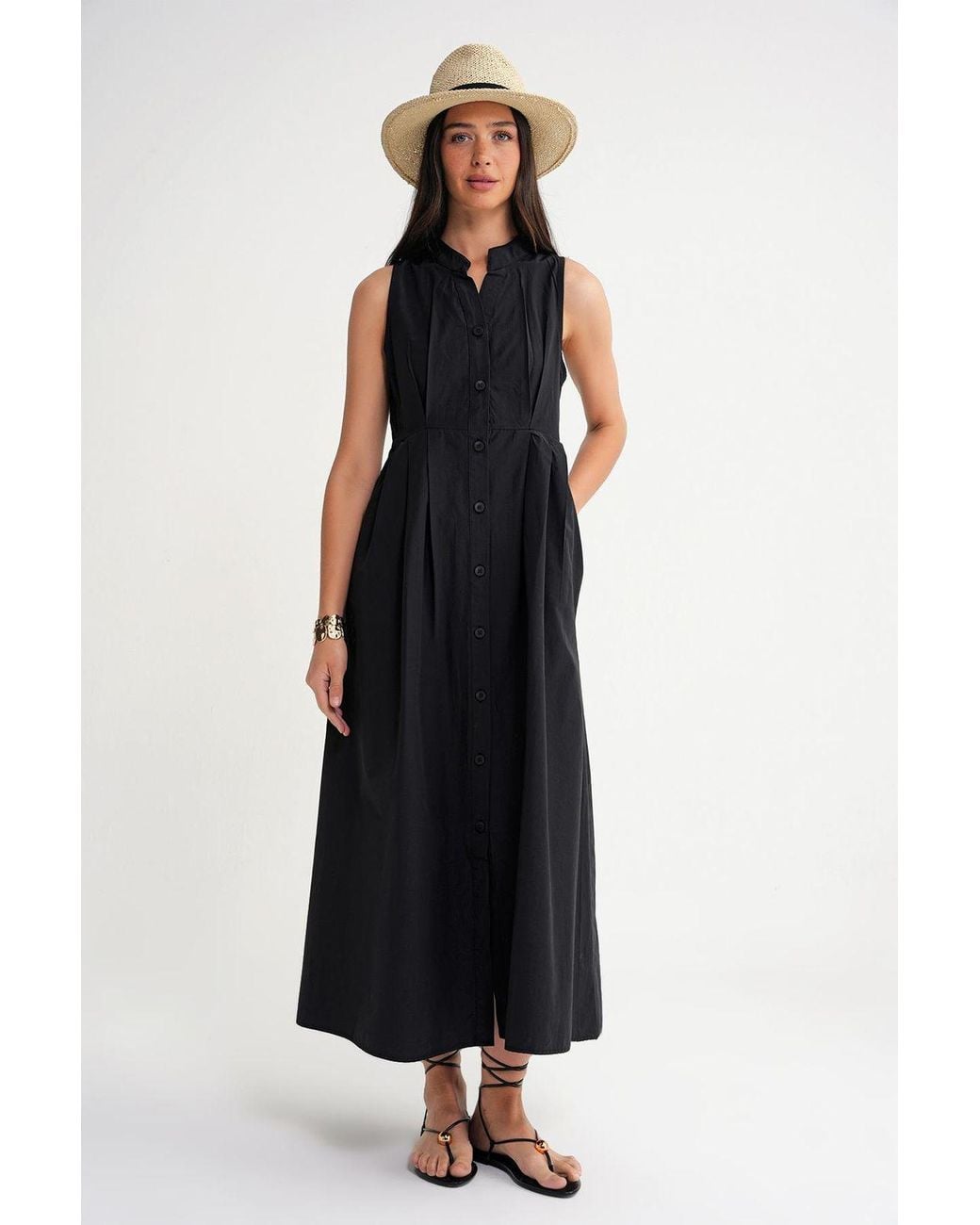 MixRay Black Buttoned Tippet Collar Maxi Dress