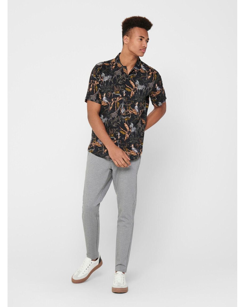 Only & Sons White Regular Fit Floral Shirt for men