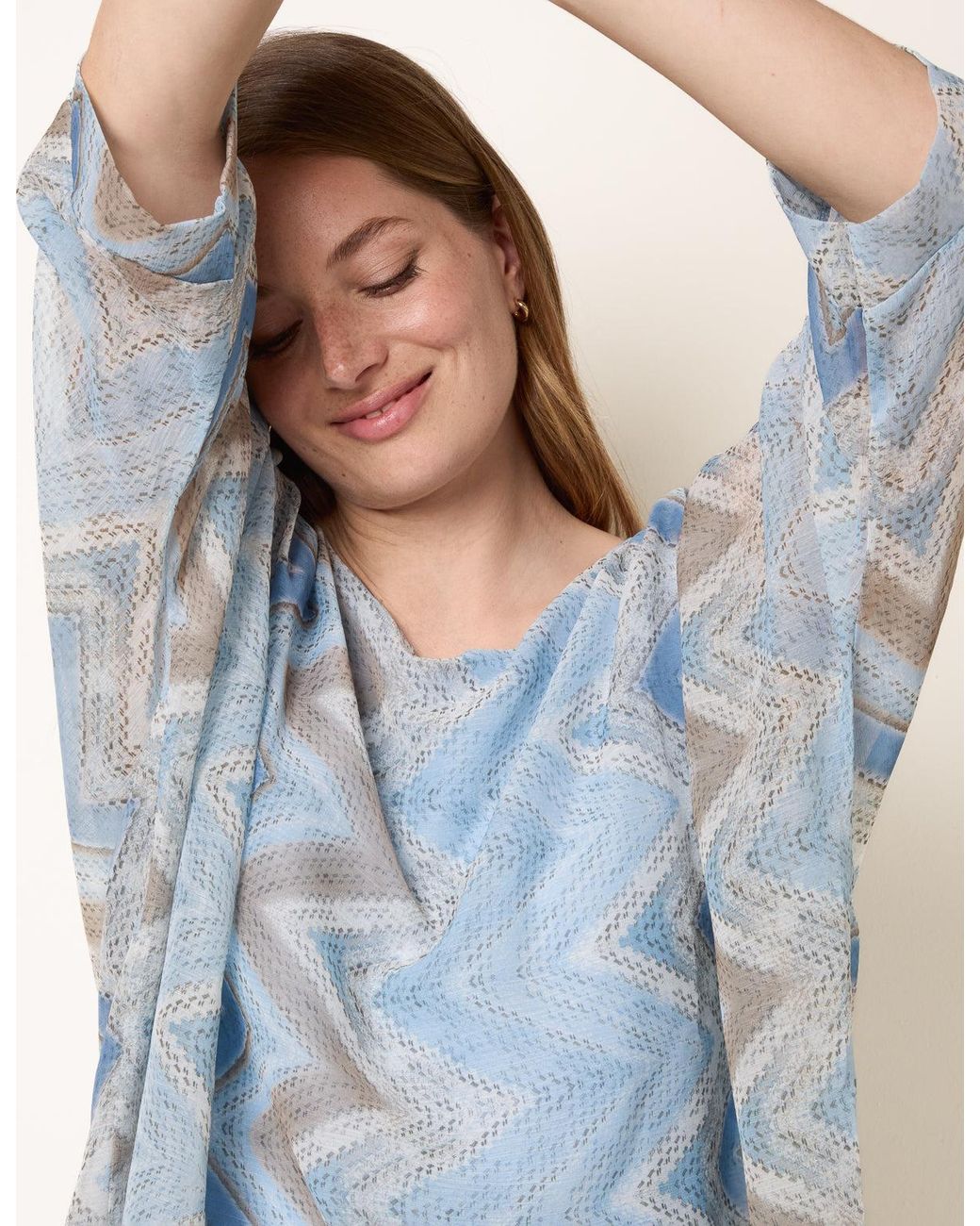 Blue Vanilla Blue Zig Zag Round Neck Oversized Top