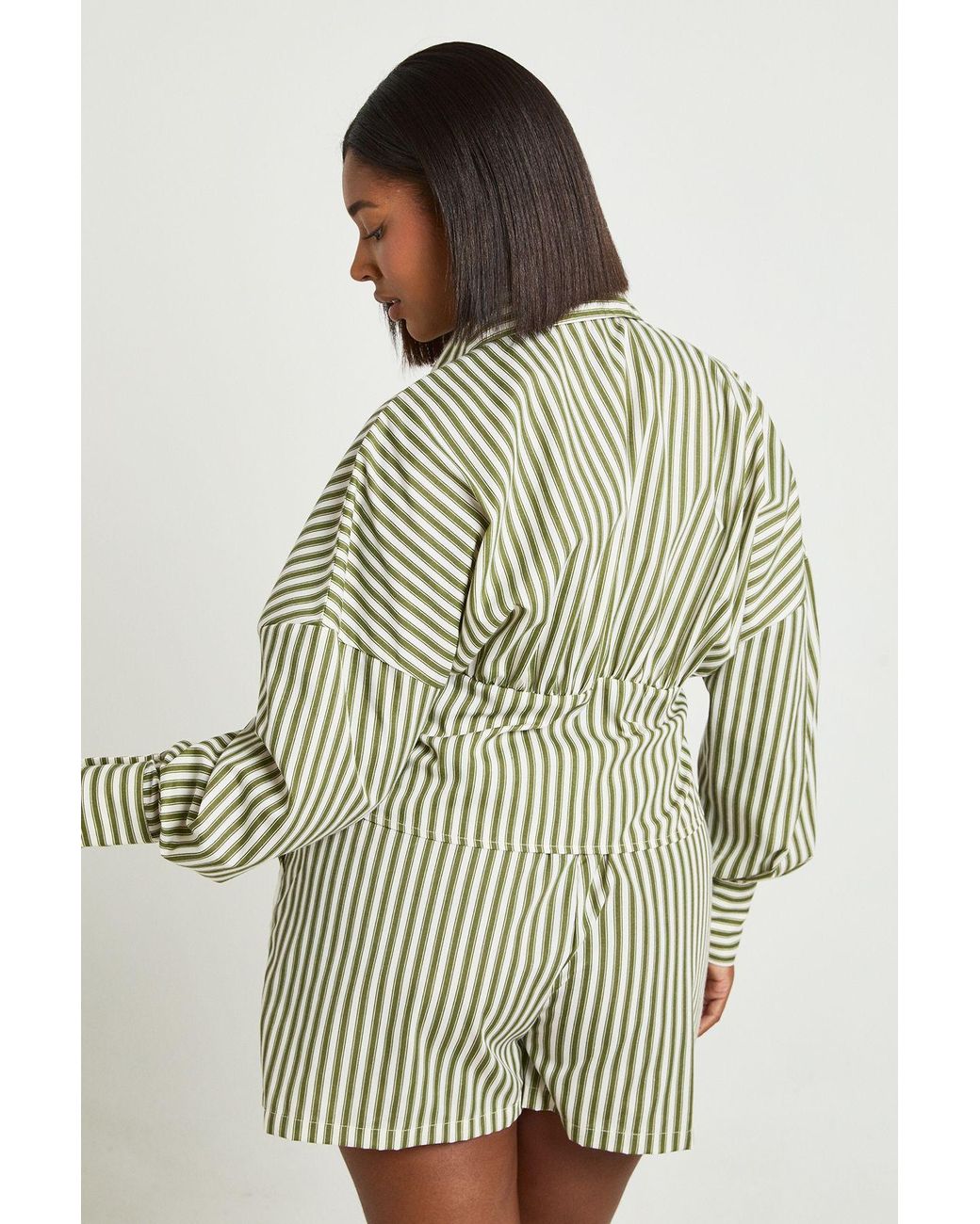 Boohoo Green Plus Stripe Drawcord Shorts