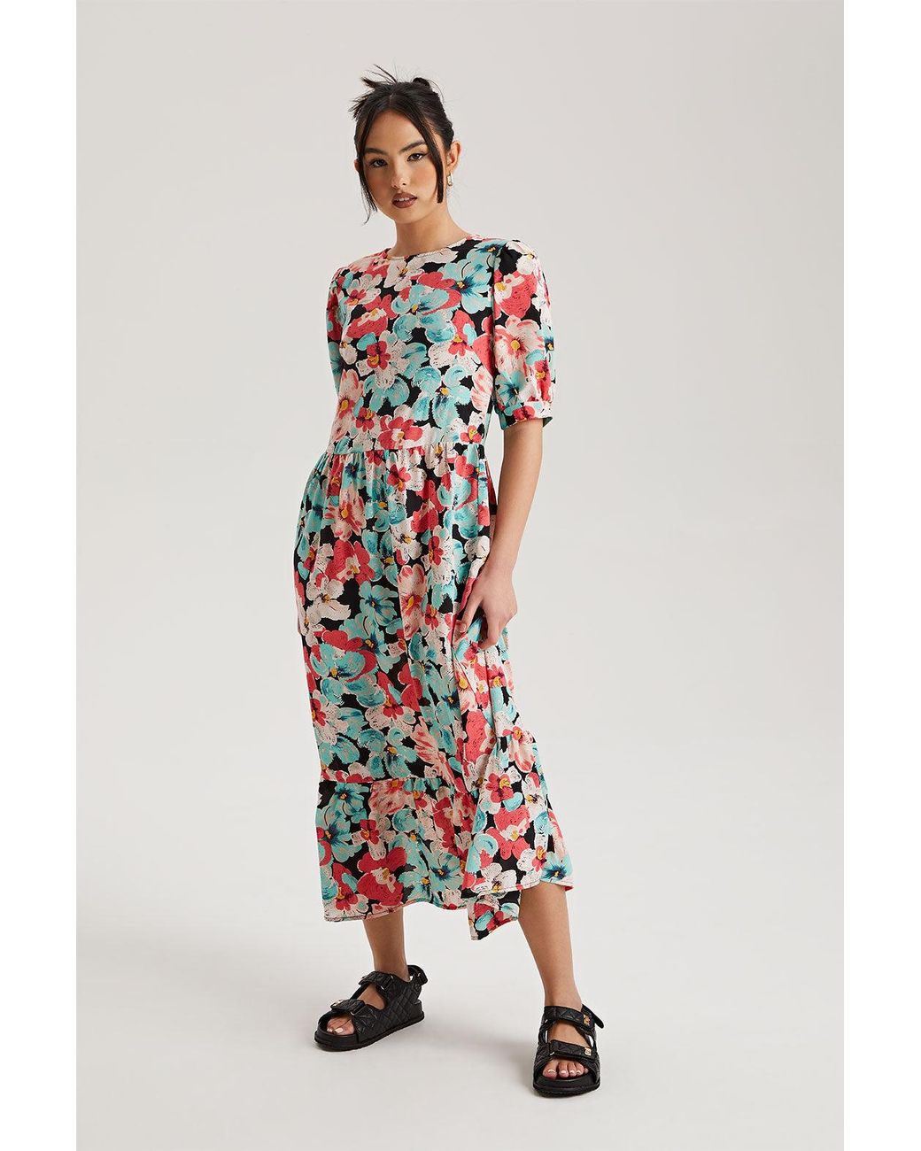 Urban Bliss White Floral Smock Dress