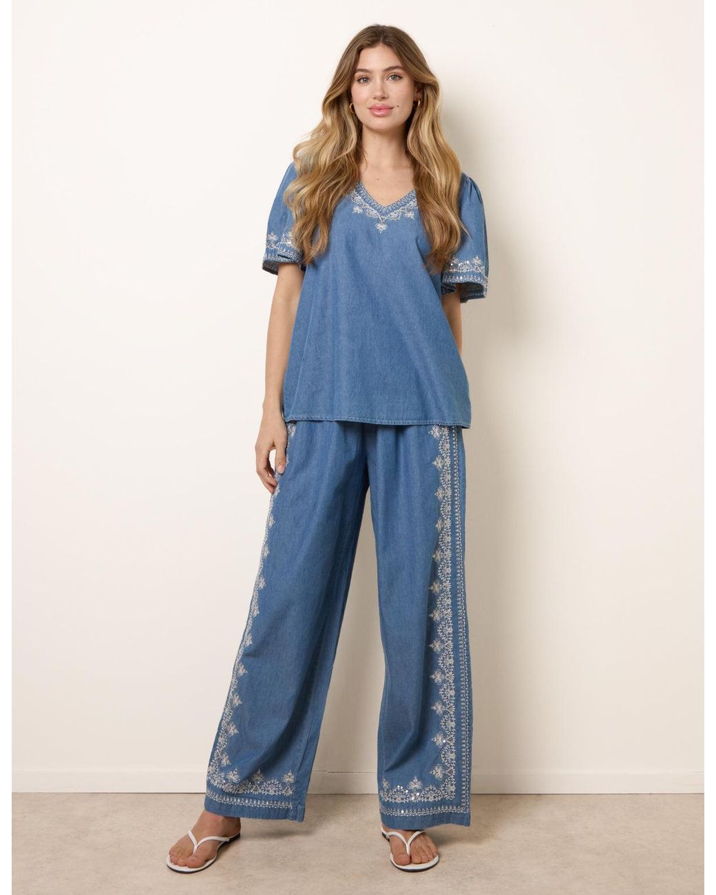 Blue Vanilla Blue Floral Embroidery Wide-Leg Trousers