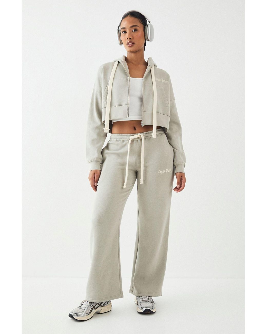 DSGN Studio White Contrast Drawcord Straight Leg Jogger