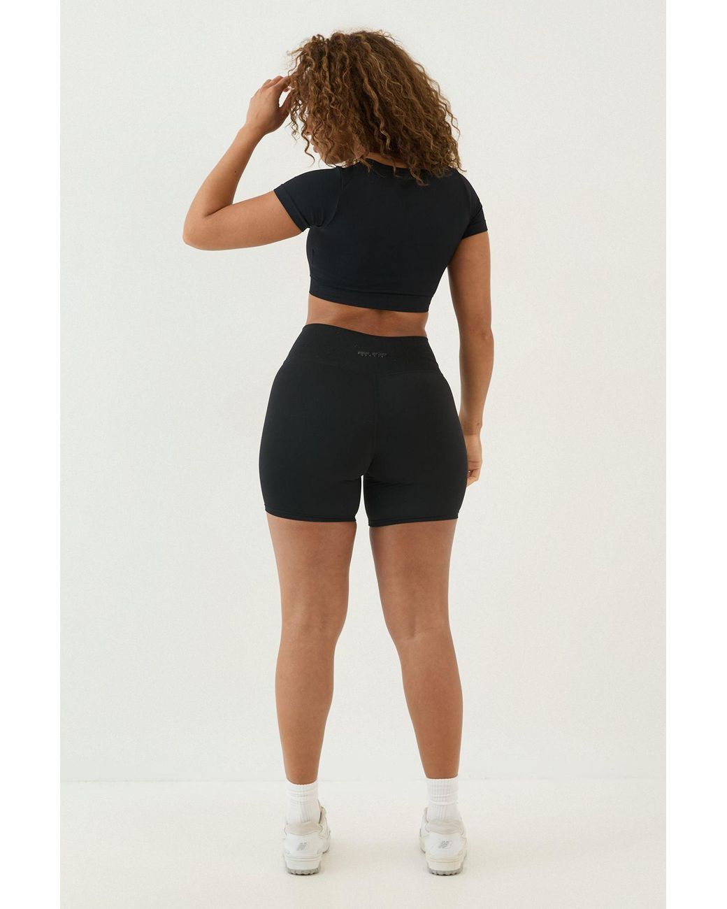 DSGN Studio Black Sport Contour Seamless Cut Out Padded Sports Top