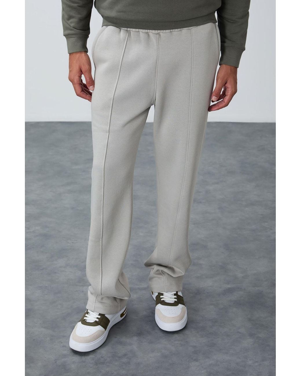 TOMMY LIFE Gray Regular Fit Cotton- Sweatpants for men