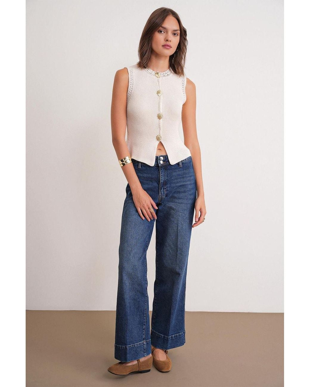 MixRay White Textured Knit Crop Top With Button Details